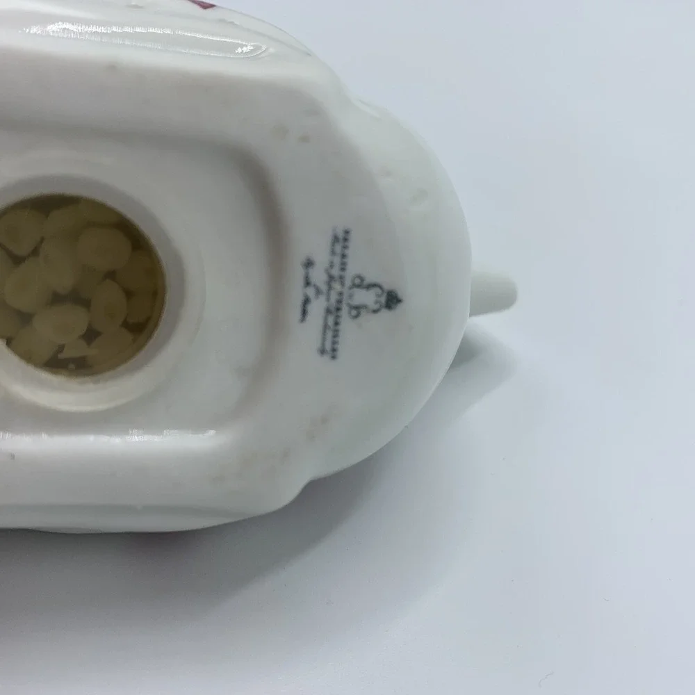 Vintage Elizabeth Arden Porcelain Pigeon Potpourri Holder Palais De Versailles